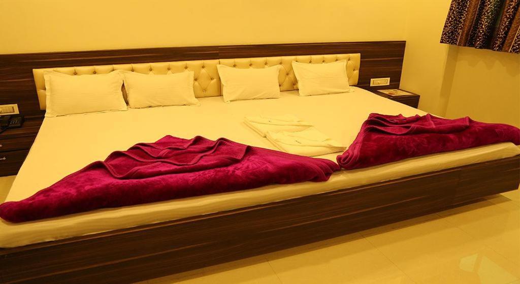 Kingsway Hotel And Restaurant Ajmer Dargah 350 Meter Exterior foto
