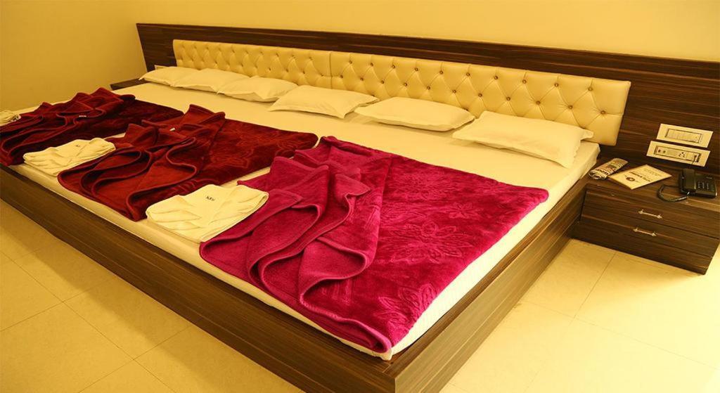 Kingsway Hotel And Restaurant Ajmer Dargah 350 Meter Exterior foto